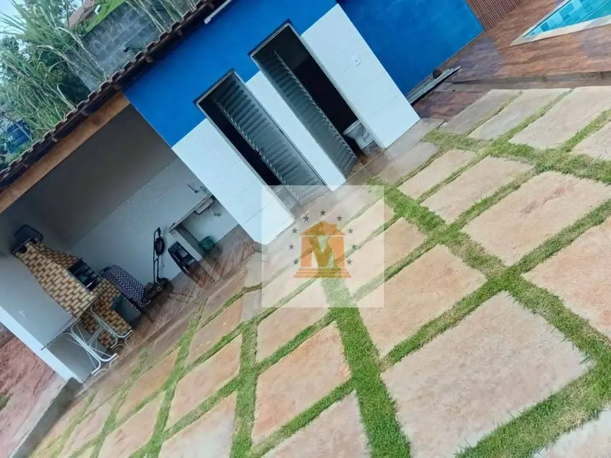 Foto 4 de Chácara com 3 quartos à venda, 2000m2 em Chácaras Condomínio Recanto Pássaros II, Jacarei - SP