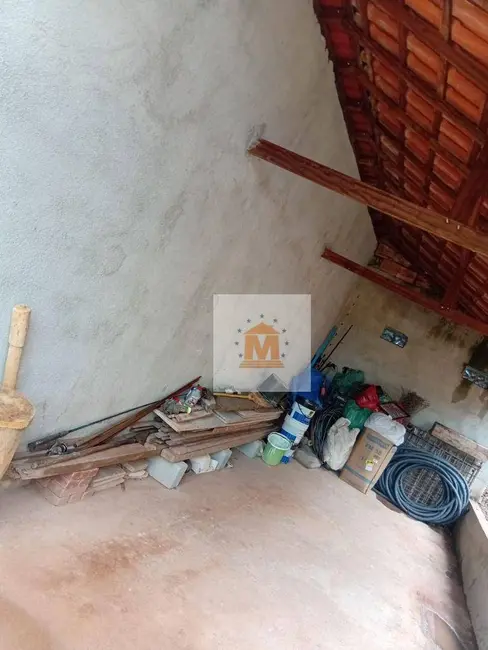 Foto 8 de Chácara com 3 quartos à venda, 2000m2 em Chácaras Condomínio Recanto Pássaros II, Jacarei - SP