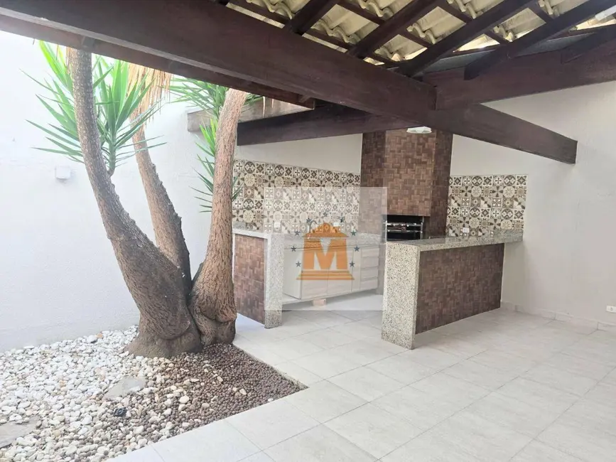 Foto 2 de Casa de Condomínio com 3 quartos à venda, 140m2 em Jacarei - SP