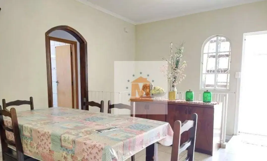 Foto 6 de Sobrado com 3 quartos à venda, 150m2 em Centro, Jacarei - SP