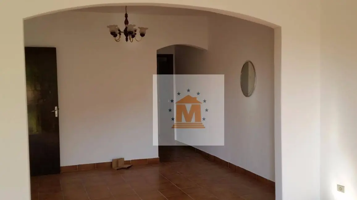 Foto 2 de Casa com 3 quartos à venda, 210m2 em Centro, Jacarei - SP