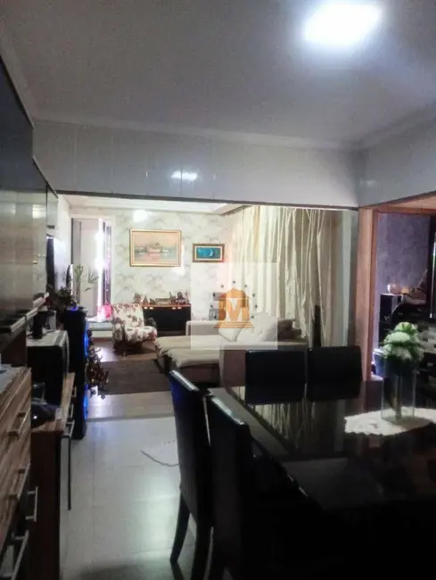 Foto 1 de Sobrado com 2 quartos à venda, 150m2 em Jardim Maria Amélia, Jacarei - SP