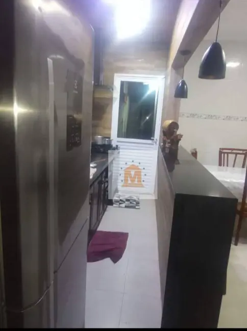 Foto 7 de Sobrado com 2 quartos à venda, 150m2 em Jardim Maria Amélia, Jacarei - SP