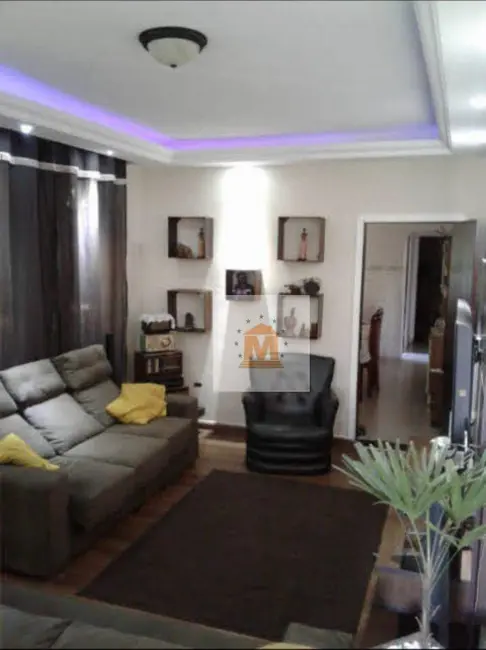 Foto 1 de Sobrado com 2 quartos à venda, 150m2 em Jardim Maria Amélia, Jacarei - SP