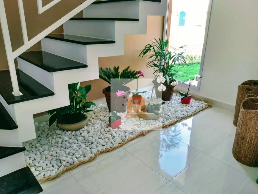 Foto 2 de Sobrado com 3 quartos à venda, 211m2 em Jardim Panorama, Jacarei - SP