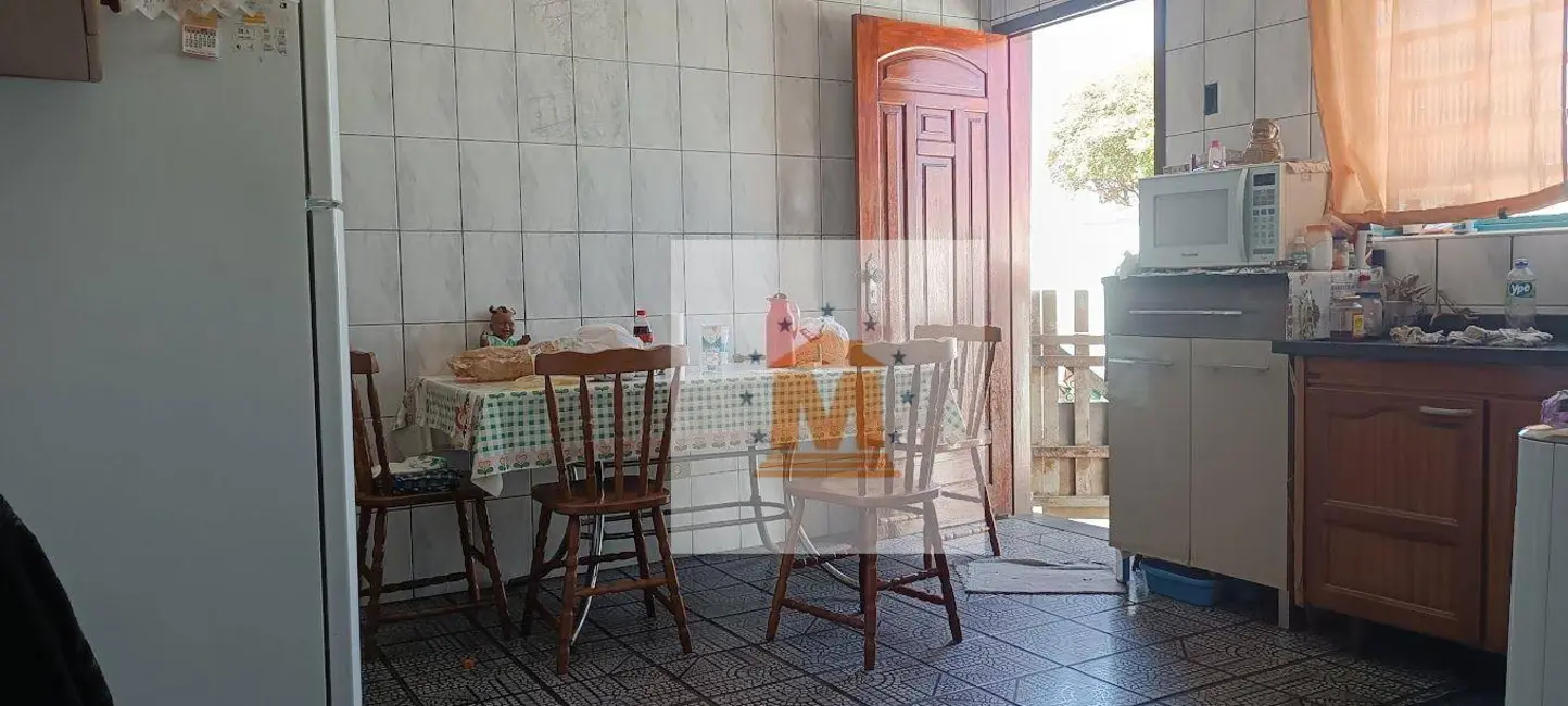 Foto 1 de Casa com 3 quartos à venda, 250m2 em Bandeira Branca, Jacarei - SP