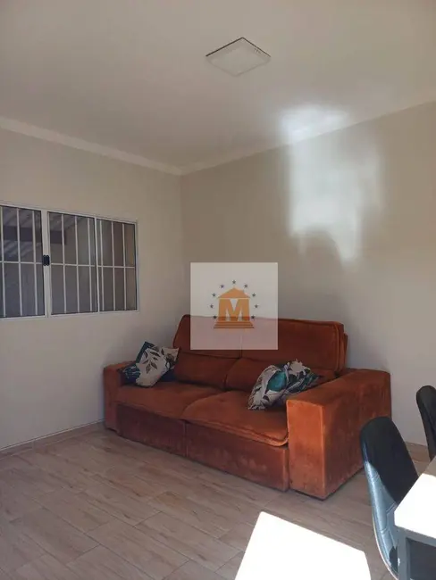 Foto 3 de Casa com 2 quartos à venda, 145m2 em Cidade Salvador, Jacarei - SP