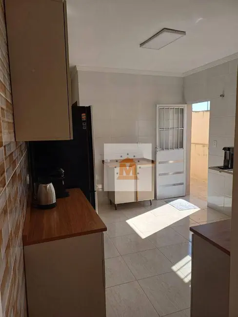Foto 6 de Casa com 2 quartos à venda, 145m2 em Cidade Salvador, Jacarei - SP