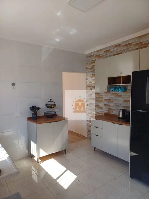 Foto 9 de Casa com 2 quartos à venda, 145m2 em Cidade Salvador, Jacarei - SP