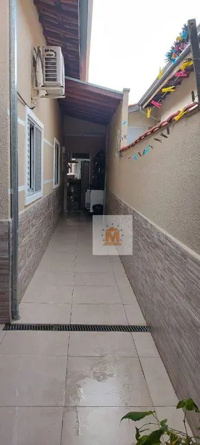 Foto 9 de Casa de Condomínio com 2 quartos à venda, 121m2 em Bandeira Branca, Jacarei - SP