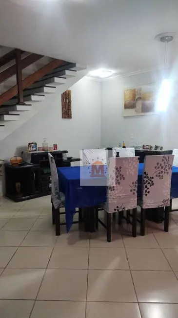 Foto 5 de Sobrado com 3 quartos à venda, 188m2 em Jardim Altos de Santana II, Jacarei - SP