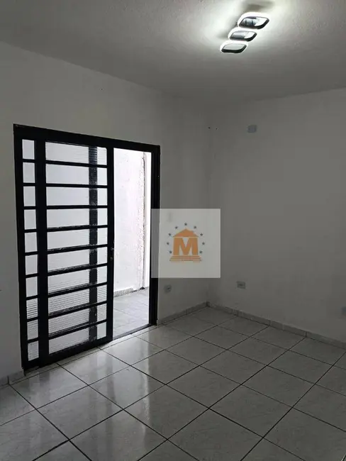Foto 2 de Casa com 2 quartos à venda, 125m2 em Jardim Pedra Mar, Jacarei - SP