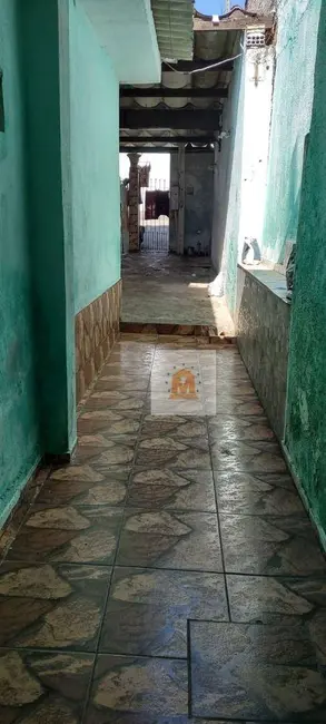 Foto 4 de Sobrado com 2 quartos à venda, 185m2 em Jardim Santo Antônio da Boa Vista, Jacarei - SP