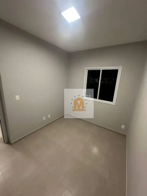 Foto 6 de Apartamento com 2 quartos à venda, 45m2 em Jardim Jacinto, Jacarei - SP