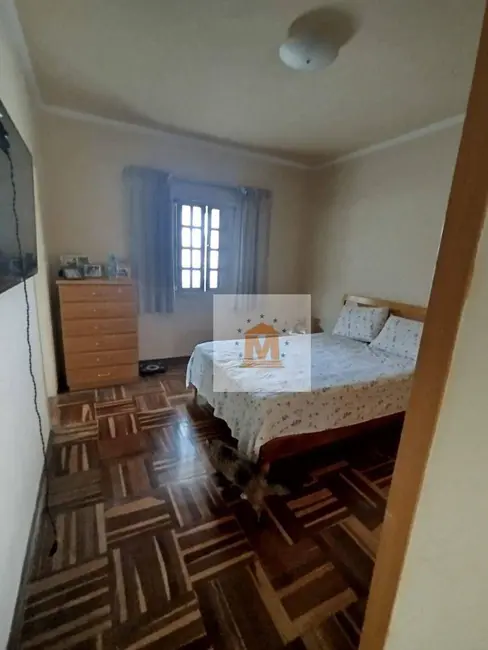 Foto 5 de Sobrado com 3 quartos à venda, 250m2 em Jardim Paraíso, Jacarei - SP