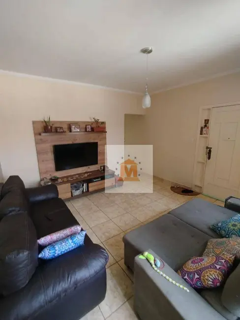 Foto 1 de Sobrado com 3 quartos à venda, 250m2 em Jardim Paraíso, Jacarei - SP