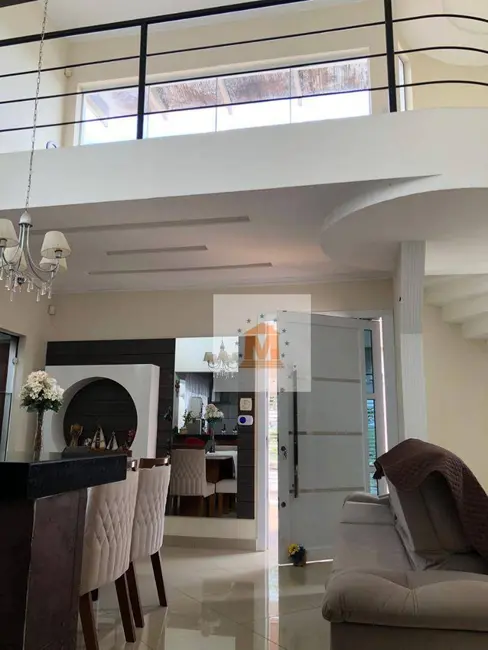 Foto 3 de Sobrado com 2 quartos à venda, 250m2 em Jardim Terras de Santa Helena, Jacarei - SP