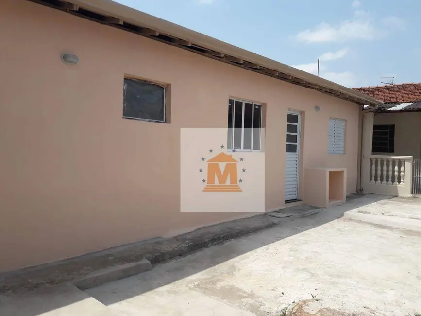 Foto 2 de Casa com 1 quarto à venda, 150m2 em Centro, Jacarei - SP