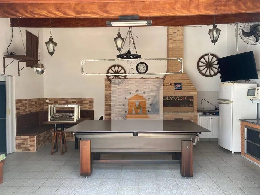 Foto 6 de Sobrado com 2 quartos à venda, 400m2 em Jardim Santa Maria, Jacarei - SP