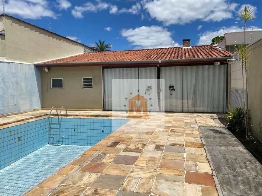 Foto 5 de Sobrado com 2 quartos à venda, 400m2 em Jardim Santa Maria, Jacarei - SP