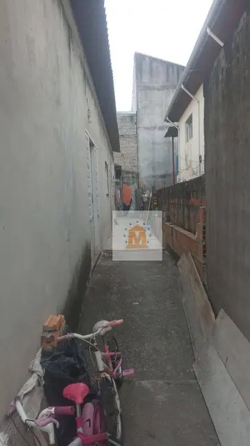 Foto 9 de Casa com 2 quartos à venda, 137m2 em Parque Imperial, Jacarei - SP