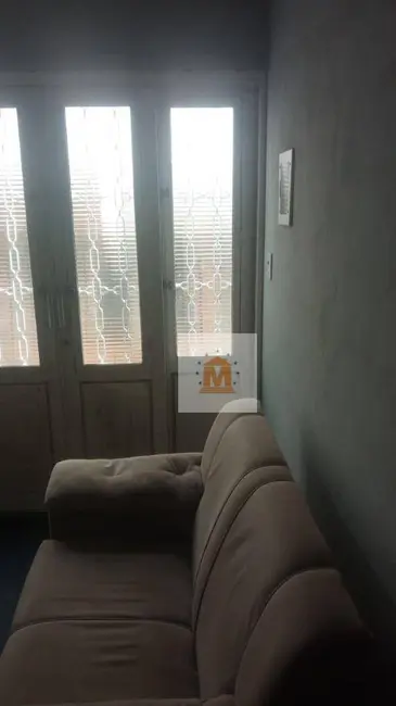 Foto 3 de Casa com 2 quartos à venda, 137m2 em Parque Imperial, Jacarei - SP