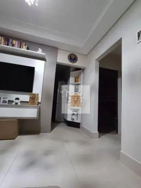 Foto 2 de Casa com 2 quartos à venda, 129m2 em Bandeira Branca, Jacarei - SP