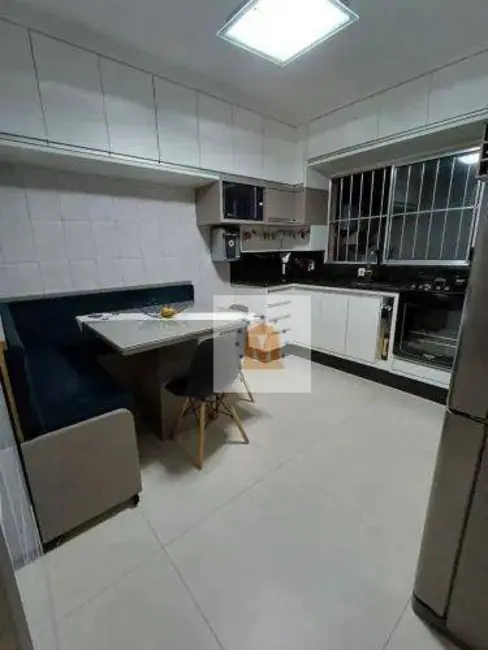 Foto 6 de Casa com 2 quartos à venda, 129m2 em Bandeira Branca, Jacarei - SP