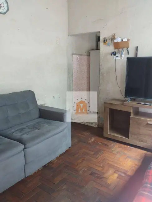 Casa com 4 quartos à venda, 125m2 em Jardim São José, Jacarei - SP - imagem 2 Foto 2 de Casa com 4 quartos à venda, 125m2 em Jardim São José, Jacarei - SP