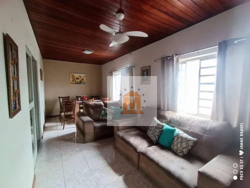 Foto 2 de Sobrado com 2 quartos à venda, 121m2 em Jardim Paraíso, Jacarei - SP