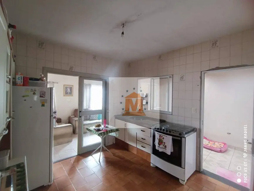 Foto 3 de Sobrado com 2 quartos à venda, 121m2 em Jardim Paraíso, Jacarei - SP