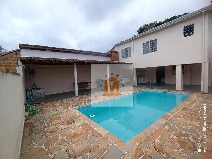 Foto 1 de Sobrado com 2 quartos à venda, 121m2 em Jardim Paraíso, Jacarei - SP