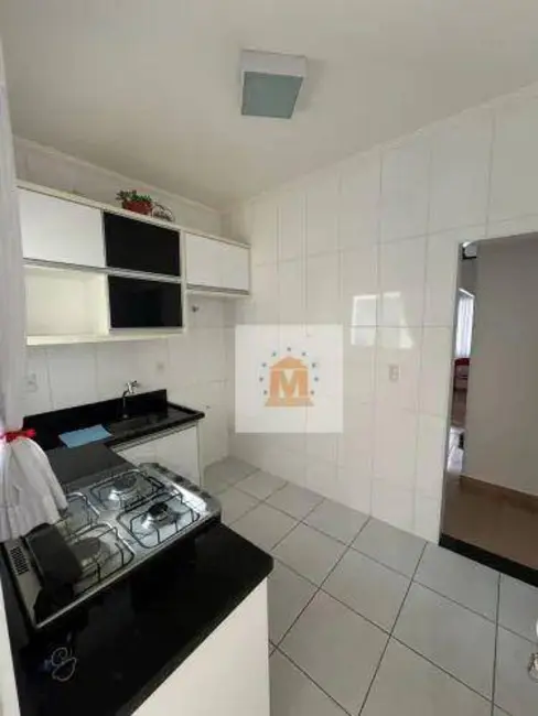 Foto 6 de Sobrado com 3 quartos à venda, 166m2 em Jardim Primavera, Jacarei - SP