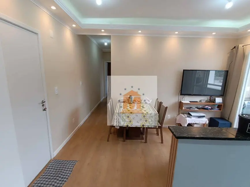 Foto 3 de Apartamento com 2 quartos à venda, 44m2 em Jardim Jacinto, Jacarei - SP