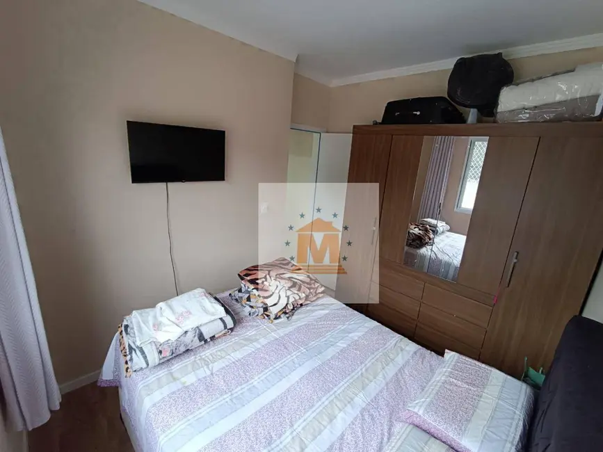 Foto 6 de Apartamento com 2 quartos à venda, 44m2 em Jardim Jacinto, Jacarei - SP