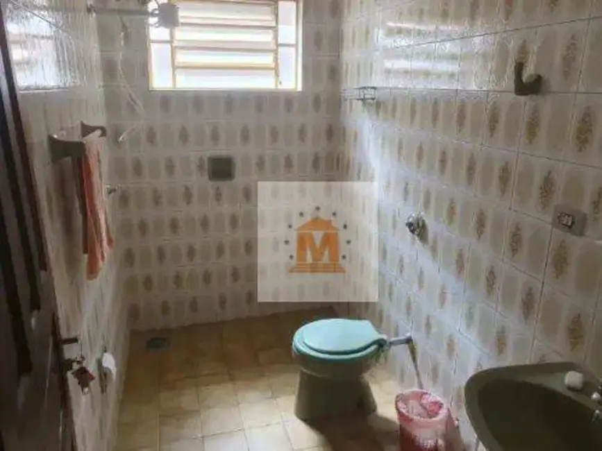 Sobrado com 3 quartos à venda, 193m2 em Jardim Jacinto, Jacarei - SP - imagem 7 Foto 7 de Sobrado com 3 quartos à venda, 193m2 em Jardim Jacinto, Jacarei - SP