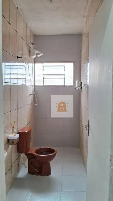 Sobrado com 2 quartos à venda, 120m2 em Cidade Nova Jacareí, Jacarei - SP - imagem 9 Foto 9 de Sobrado com 2 quartos à venda, 120m2 em Cidade Nova Jacareí, Jacarei - SP