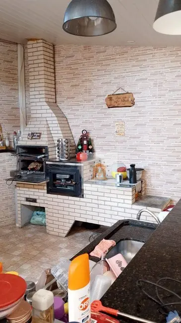 Foto 2 de Casa com 3 quartos à venda, 204m2 em Conjunto São Benedito, Jacarei - SP