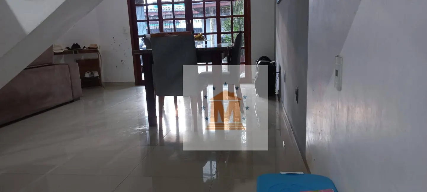 Sobrado com 3 quartos à venda, 140m2 em Residencial Santa Paula, Jacarei - SP - imagem 8 Foto 8 de Sobrado com 3 quartos à venda, 140m2 em Residencial Santa Paula, Jacarei - SP