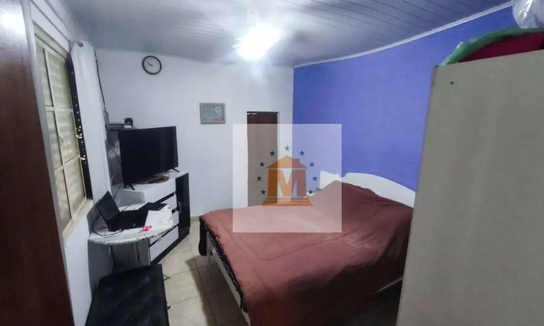 Chácara com 3 quartos à venda, 500m2 em Santa Branca - SP - imagem 6 Foto 6 de Chácara com 3 quartos à venda, 500m2 em Santa Branca - SP