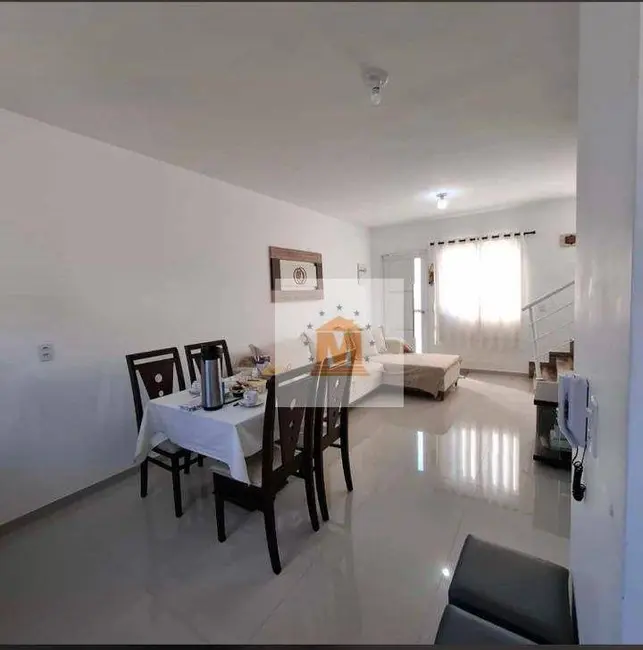 Foto 3 de Sobrado com 2 quartos à venda, 70m2 em Loteamento Vila Romana, Jacarei - SP