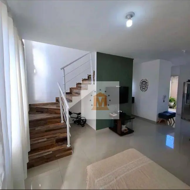 Foto 1 de Sobrado com 2 quartos à venda, 70m2 em Loteamento Vila Romana, Jacarei - SP