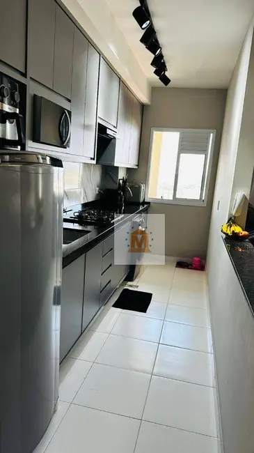 Foto 3 de Apartamento com 2 quartos à venda, 55m2 em Parque Santo Antônio, Jacarei - SP