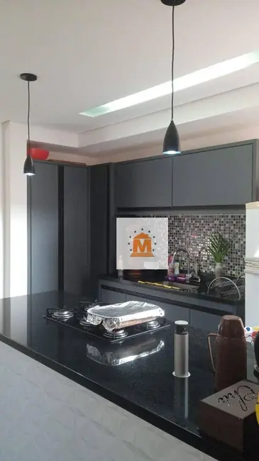 Foto 4 de Casa com 2 quartos à venda, 150m2 em Jardim Santa Maria, Jacarei - SP