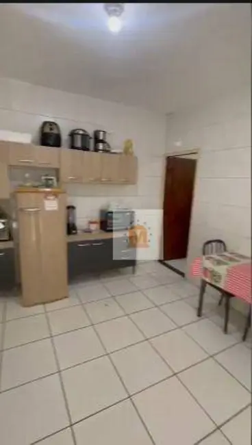Foto 1 de Casa com 2 quartos à venda em Parque Meia Lua, Jacarei - SP