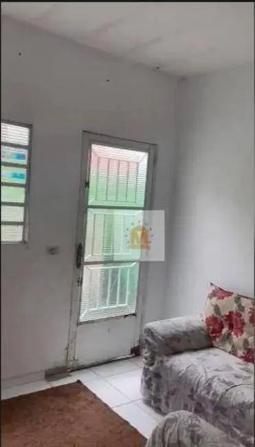 Foto 3 de Casa com 2 quartos à venda em Parque Meia Lua, Jacarei - SP