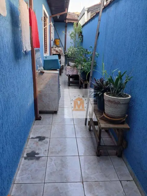 Casa com 3 quartos à venda, 270m2 em Jardim Paraíso, Jacarei - SP - imagem 3 Foto 3 de Casa com 3 quartos à venda, 270m2 em Jardim Paraíso, Jacarei - SP