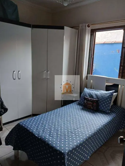 Casa com 3 quartos à venda, 270m2 em Jardim Paraíso, Jacarei - SP - imagem 7 Foto 7 de Casa com 3 quartos à venda, 270m2 em Jardim Paraíso, Jacarei - SP