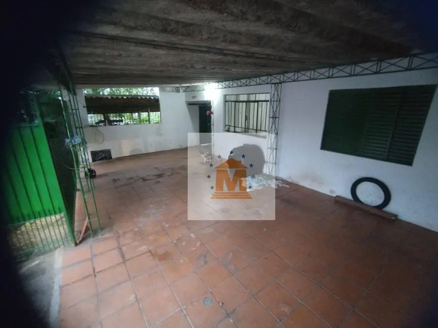 Casa com 3 quartos à venda, 356m2 em Parque Santo Antônio, Jacarei - SP - imagem 7 Foto 7 de Casa com 3 quartos à venda, 356m2 em Parque Santo Antônio, Jacarei - SP