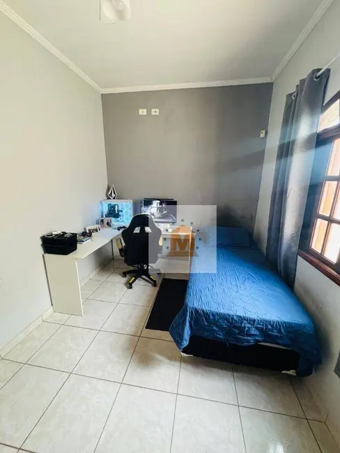 Foto 9 de Casa com 3 quartos à venda, 300m2 em Jardim Terras de São João, Jacarei - SP